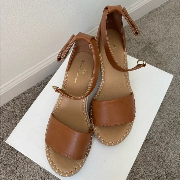Espadrilles TOMMY BAHAMA Mini Mayla Cognac Back
Strap Velcro strap - Size 7.5M - Picture 2 of 7